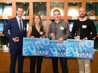 Die Preisträger 2021, v.l.n.r.: Daniel Schantl - Publikumspreis, Florentina Mandorfer - Platz 2, Jakob Schwarzmann -  LignramAward/ Platz 1, Jakob Edmunts - Rand 3