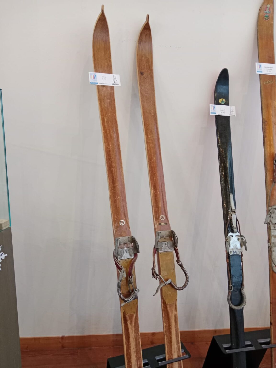historische Ski Leihgaben Museen St Anton und Werfenweng